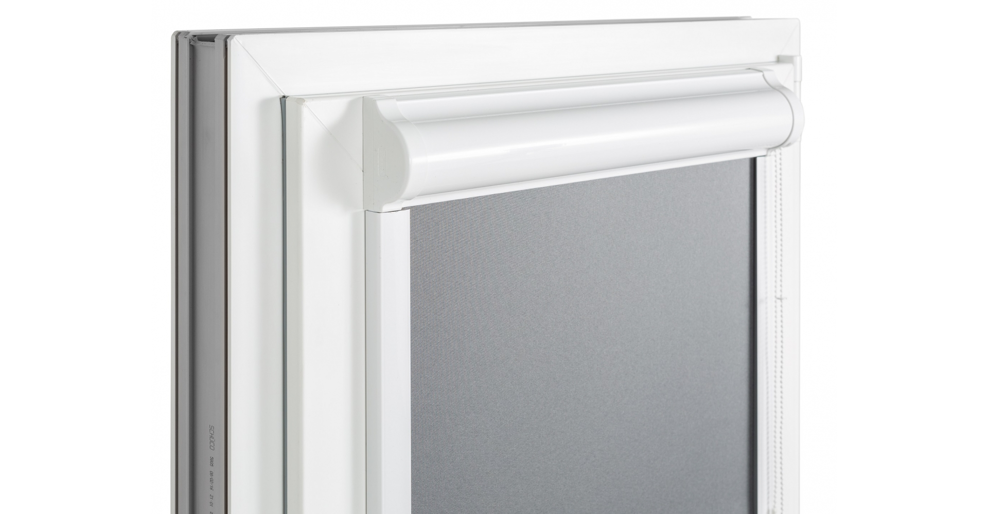 Roleta połzaciemniająca w kasecie...