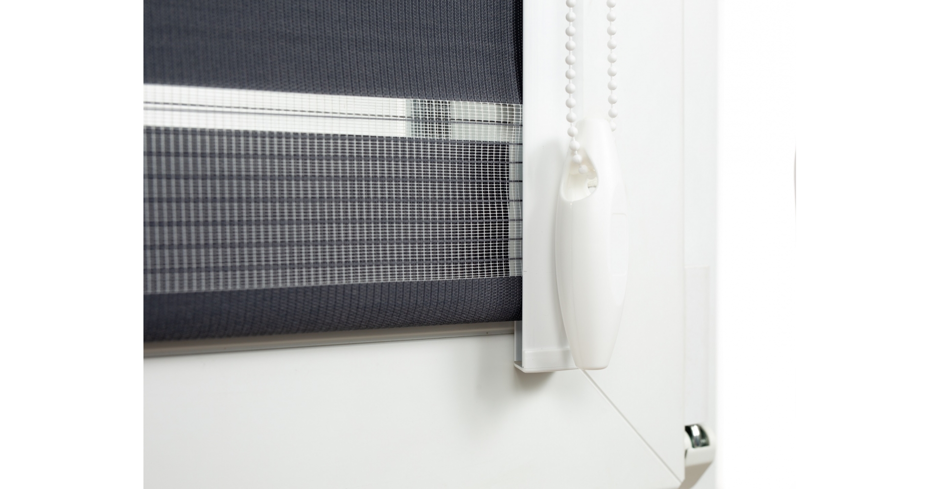 Roleta dzień/noc w kasecie bezinwazyjna